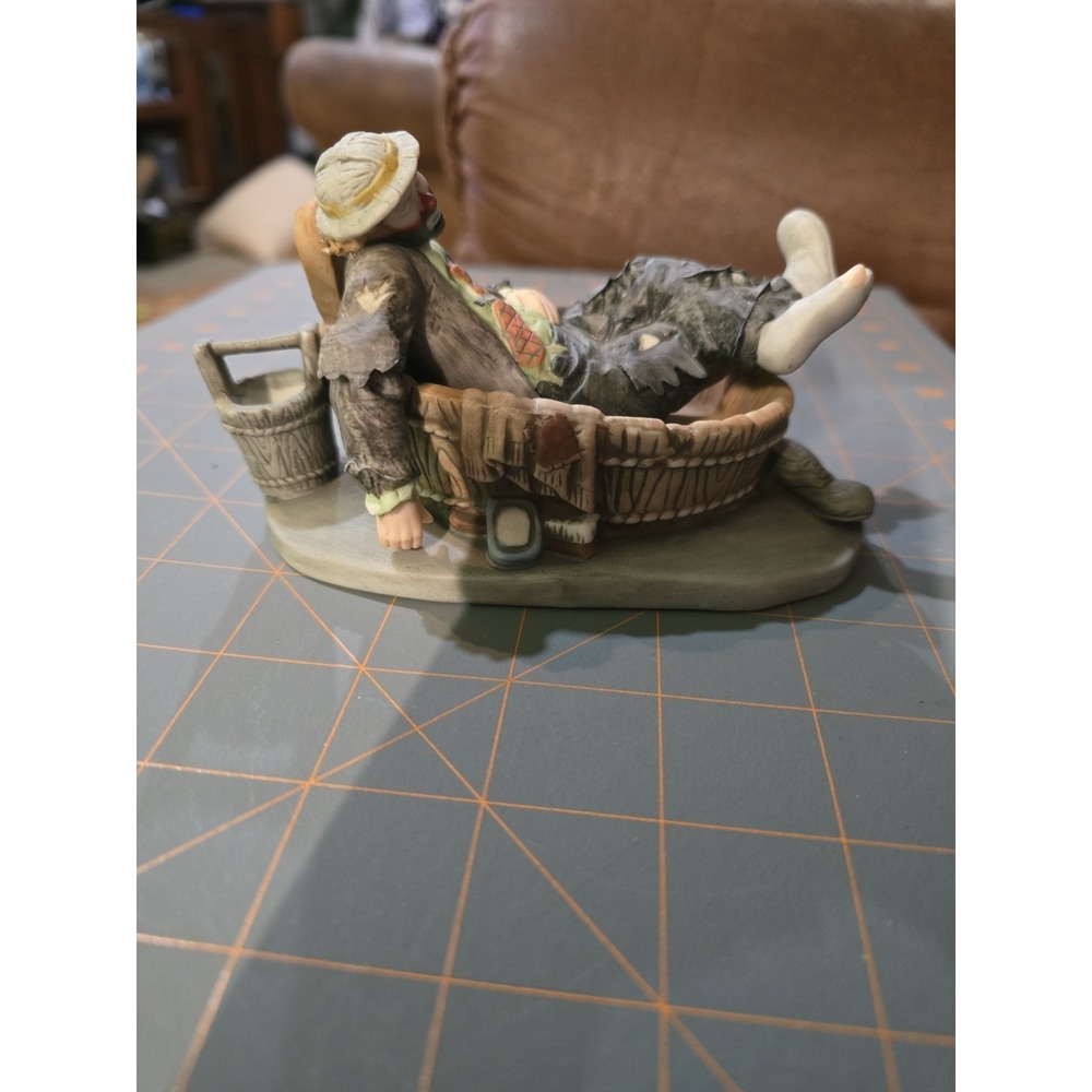 Emmett Kelley Collectible Saturday Night Hobo Clown Figurine Bathtub VTG Boxed